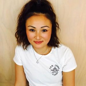 Meet your Posher, Carla